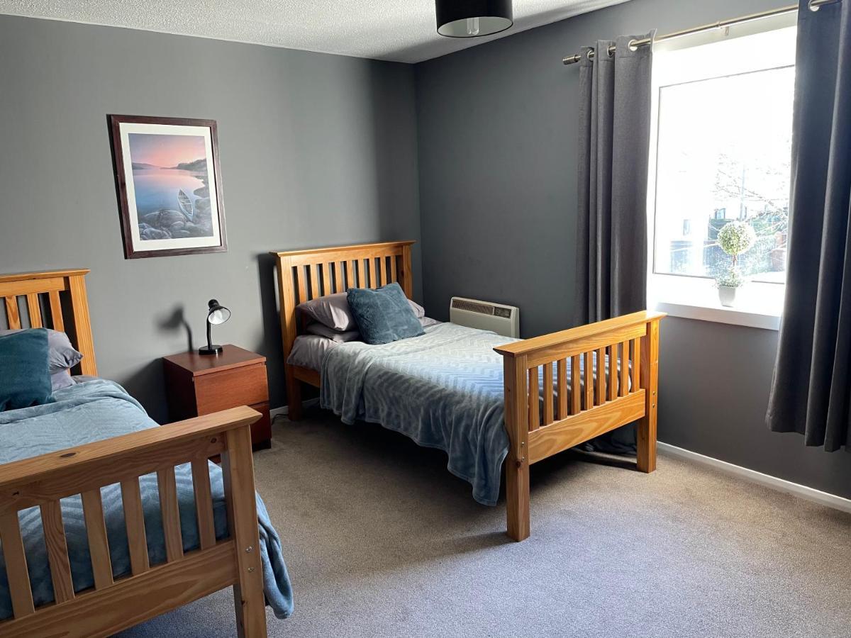 The Number Eleven Apartment Kilmuir  Bagian luar foto