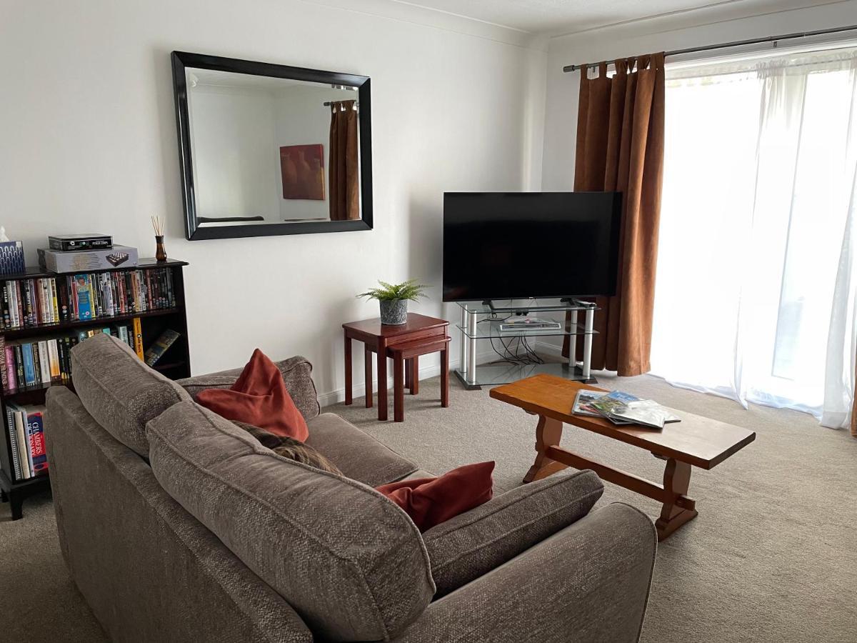 The Number Eleven Apartment Kilmuir  Bagian luar foto