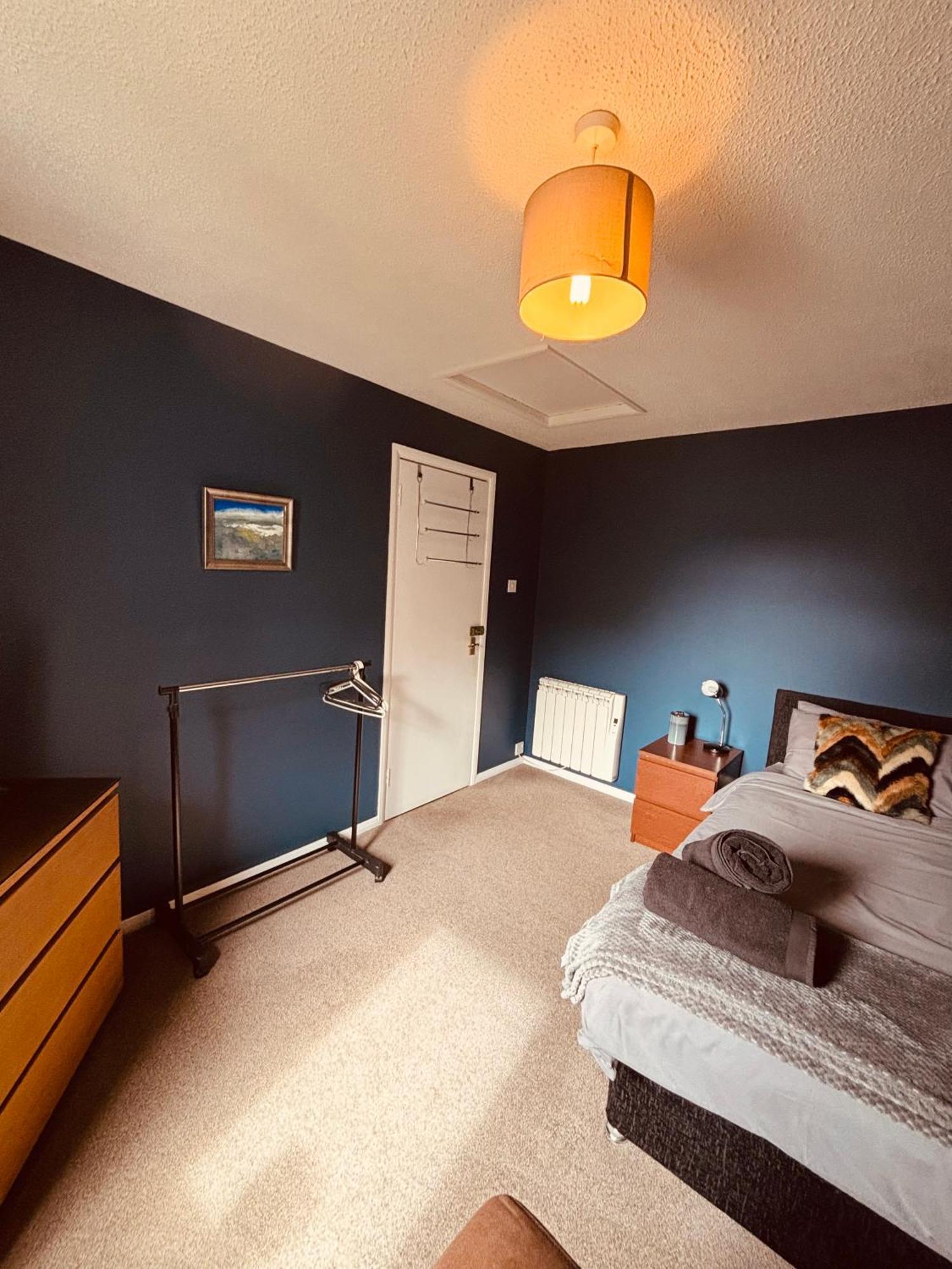 The Number Eleven Apartment Kilmuir  Bagian luar foto